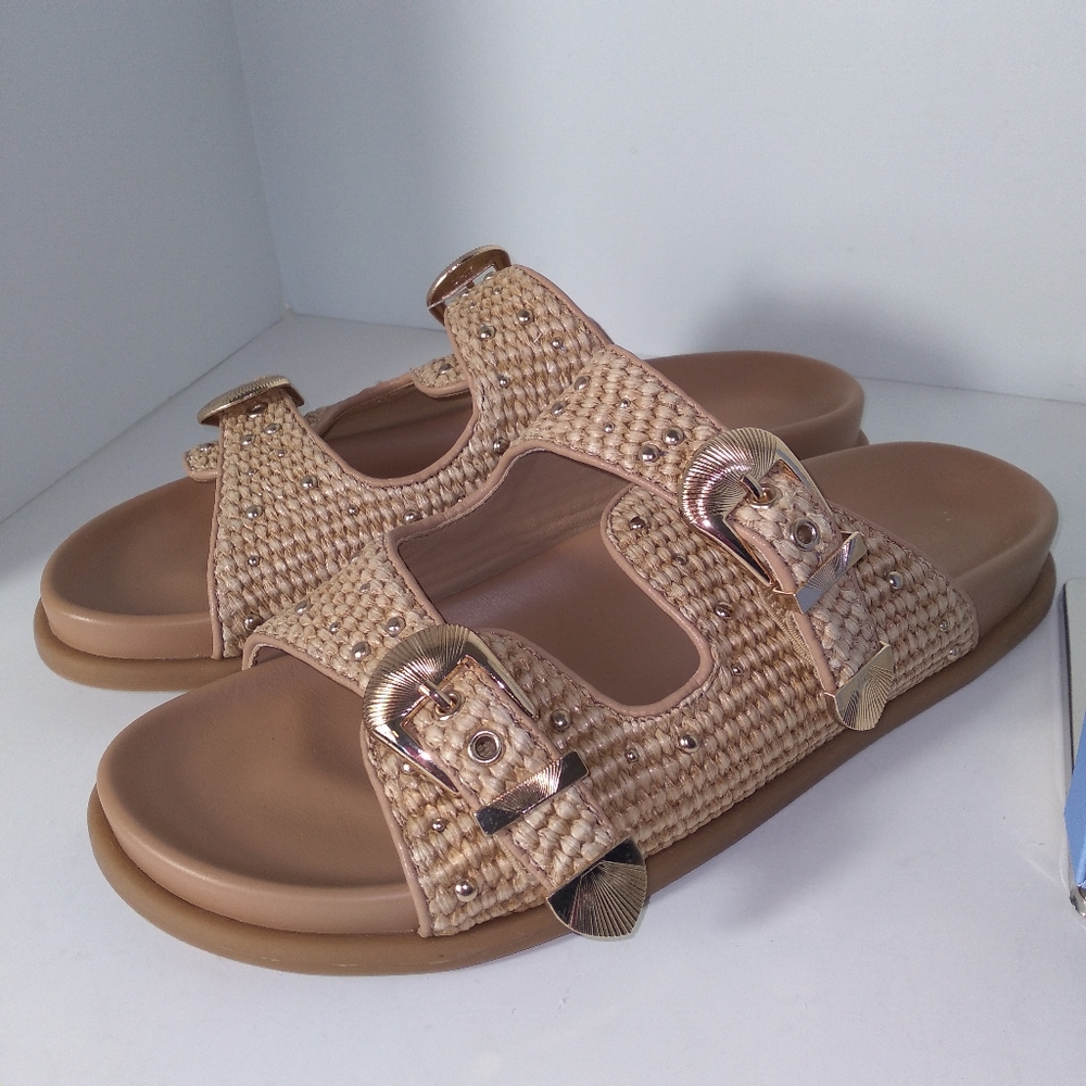 Steve Madden Tan/Gold Shell Buckle Strap Sandals, Freshwater Pearl Necklace Set - Picture 5 of 8